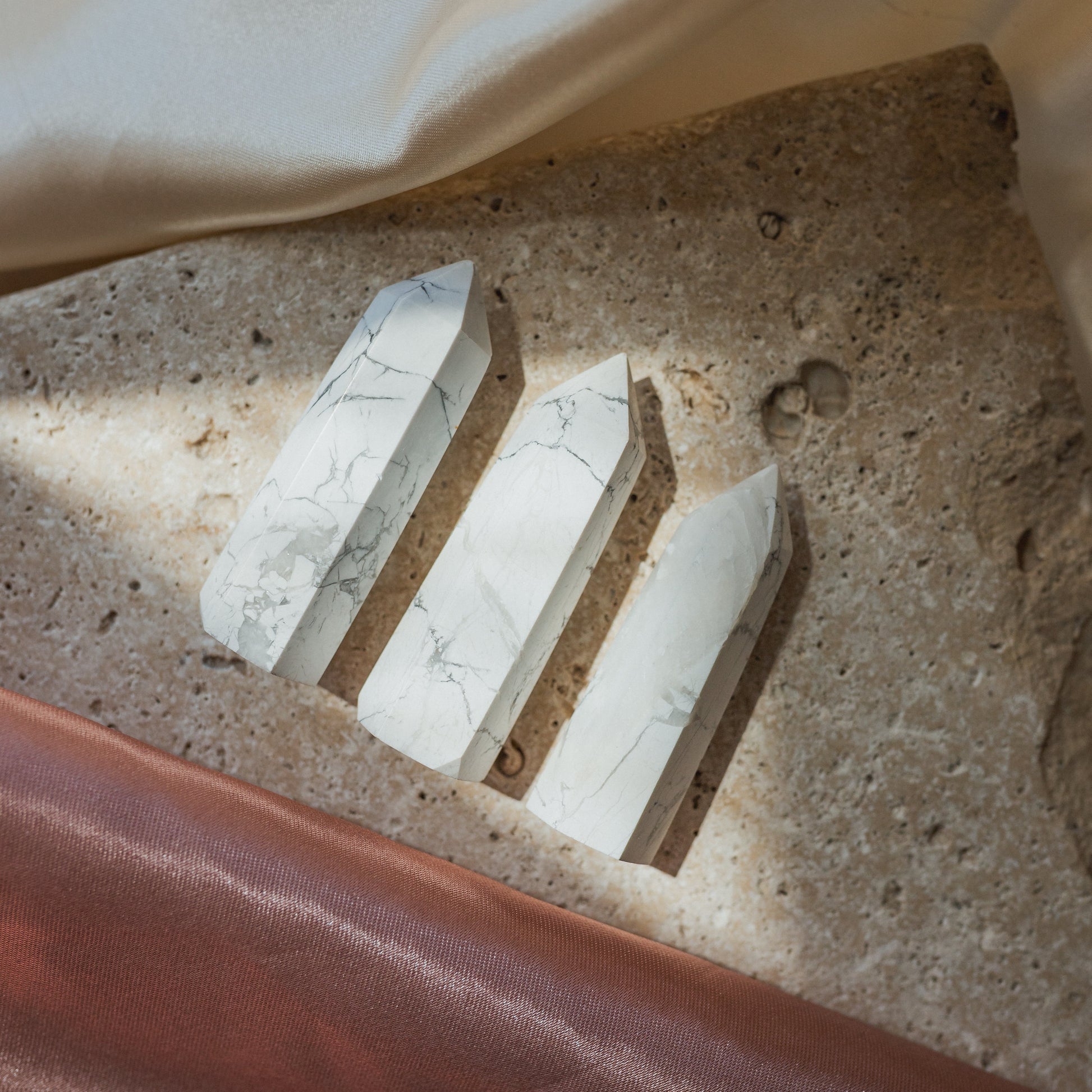 Natural White Howlite