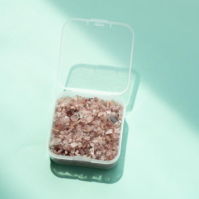 Strawberry Quartz Gemstone Chips