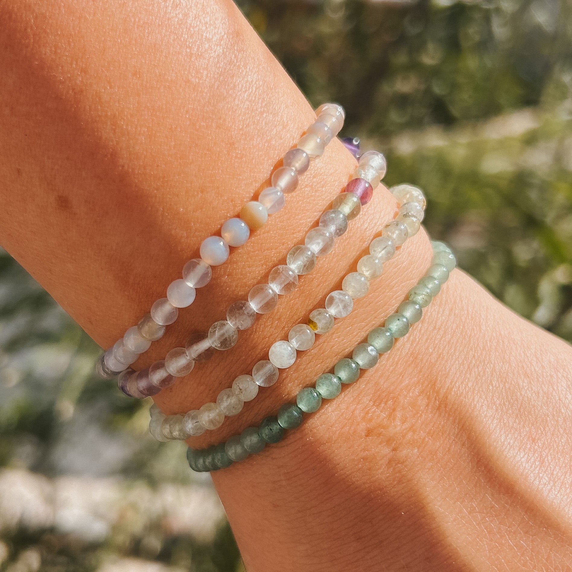Gray Lace Agate Gemstone Bracelet