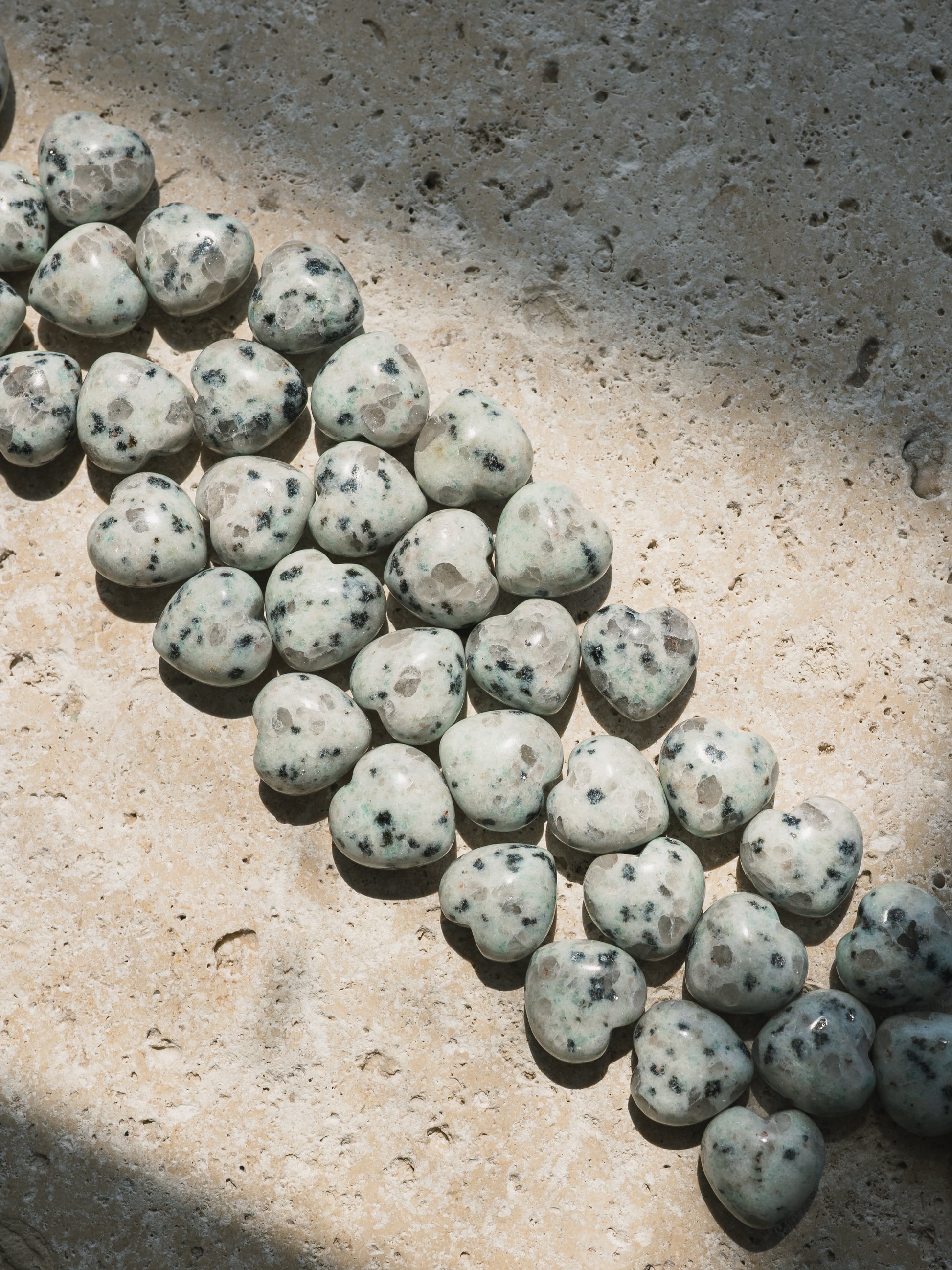 Mini Kiwi Jasper Puffy Hearts